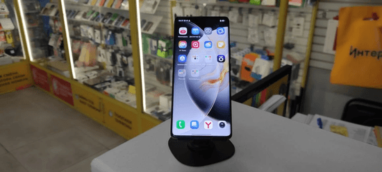 Фото 5: Tecno Camon 30S 8/256GB по адресу г. Верхняя Салда, ул. Сабурова, 6
