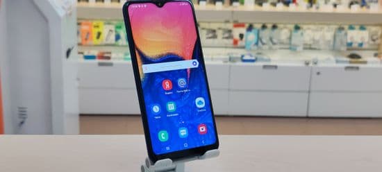 Фото 3: Samsung Galaxy A10 2/32Gb по адресу г. Верхний Тагил, ул. Ново-Уральская, 52