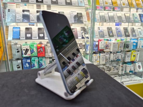 Фото 4: Honor 200 Lite (5G) 8/256GB по адресу г.Серов, ул.Ленина,215