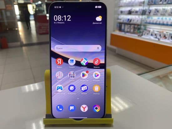 Фото 1: Xiaomi Poco F7 12/256GB по адресу г. Нижний Тагил, ул. Пархоменко, 41