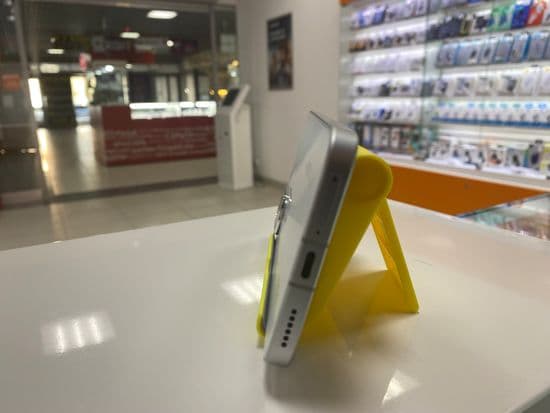 Фото 3: Xiaomi Poco F7 12/256GB по адресу г. Нижний Тагил, ул. Пархоменко, 41