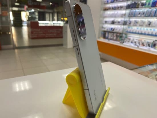 Фото 6: Xiaomi Poco F7 12/256GB по адресу г. Нижний Тагил, ул. Пархоменко, 41