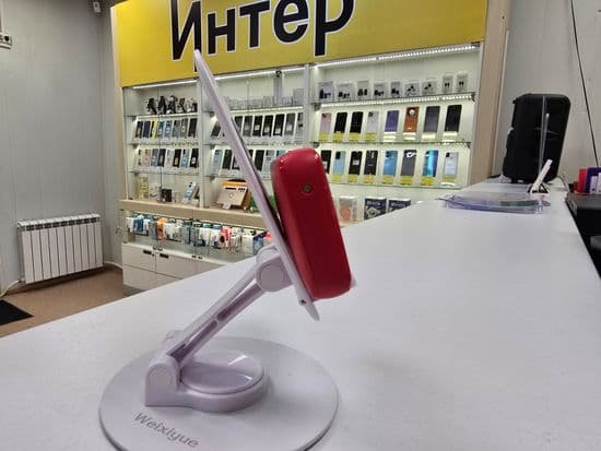 Фото 4: Philips E106 по адресу г.Новая Ляля, ул.Розы Люксембург,69в