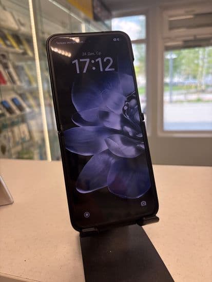 Фото 5: Xiaomi Mix Flip 12/512GB по адресу г. Красноуральск, ул. Ленина, 41