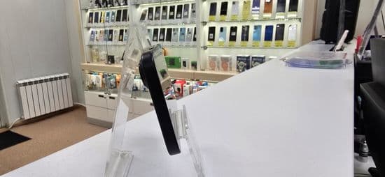Фото 4: Apple iPhone 16 128GB по адресу г. Новая Ляля, ул. Розы Люксембург, 69в
