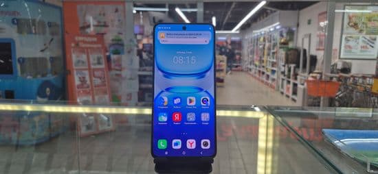 Фото 3: iQoo Z10R 8/256GB по адресу г. Верхний Тагил, ул. Ленина, 92