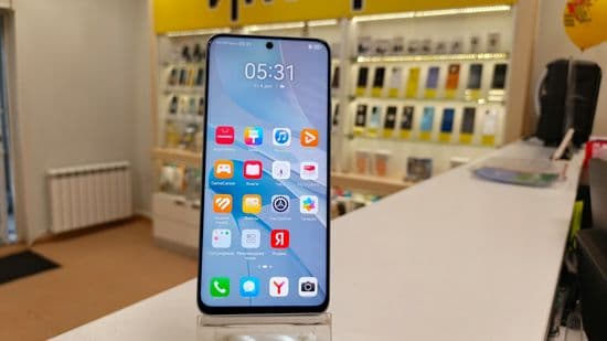 Фото 4: Huawei Nova 13i 8/256GB по адресу г. Новая Ляля, ул. Розы Люксембург, 69в