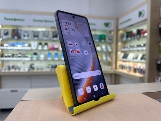 Фото 6: Tecno POVA 7 5G 8/256GB по адресу г. Карпинск, ул. Мира, 65