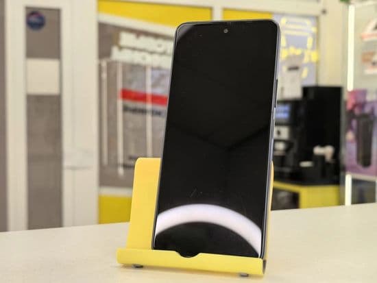 Фото 1: Tecno POVA 7 5G 8/256GB по адресу г. Североуральск, ул. Ленина, 31
