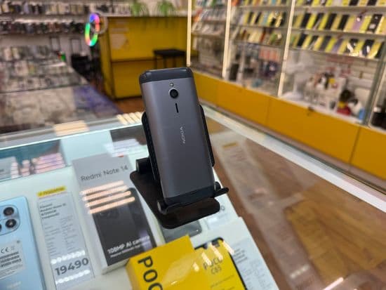 Фото 1: Nokia 230 Dual Sim RM-1172 по адресу г. Нижний Тагил, ул. Металлургов, 58а