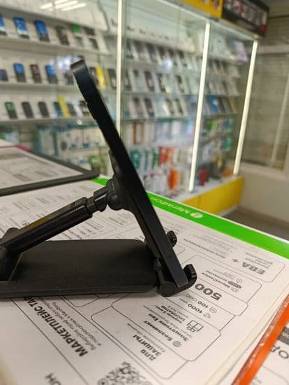 Фото 3: Apple iPhone 13 256GB по адресу г. Красноуральск, ул. Ленина, 41