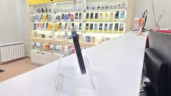 Фото 1: Tecno Spark Go 1 3/128GB (черный) по адресу г. Новая Ляля, ул. Розы Люксембург, 69в