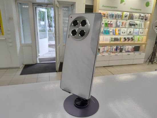 Фото 4: Tecno Camon 30 8/256GB по адресу г. Нижний Тагил, ул. Металлургов, 50Б
