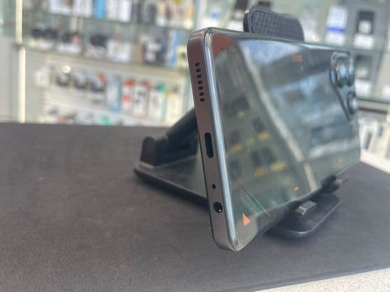 Фото 3: Tecno POVA 7 Neo 8/128GB по адресу г. Серов, ул. Ленина, 128