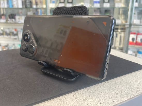 Фото 6: Tecno POVA 7 Neo 8/128GB по адресу г. Серов, ул. Ленина, 128