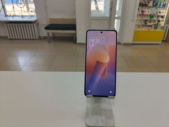 Фото 2: Xiaomi 12 Lite 8/128Gb по адресу г. Нижний Тагил, пр-т Вагоностроителей, 21