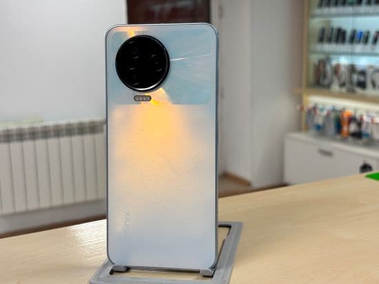 Фото 6: Infinix Note 12 (2023) 8/256GB по адресу г. Нижняя Тура, ул. Усошина, 1