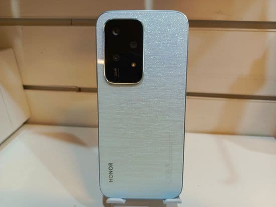 Фото 4: Honor 200 Lite (5G) 12/256GB по адресу г. Карпинск, ул. Колхозная, 56