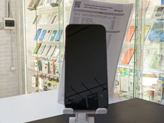 Фото 2: Apple iPhone 15 Pro 128Gb по адресу г. Нижний Тагил, ул. Ильича, 23а