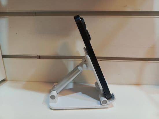 Фото 2: Apple iPhone 15 Pro 128Gb по адресу г. Карпинск, ул. Колхозная, 56