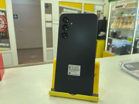 Фото 3: Samsung Galaxy A16 4/128GB по адресу г. Североуральск, ул. Ленина, 31