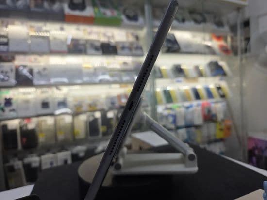 Фото 3: Apple iPad 10.2 (2021) Wi-Fi 64GB A2602 по адресу г. Серов, ул. Ленина, 215