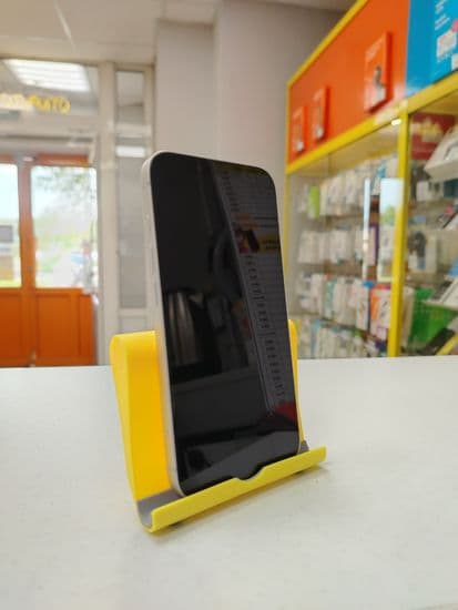 Фото 2: Apple iPhone 16e 128GB по адресу г. Артемовский, ул. Свободы, 42