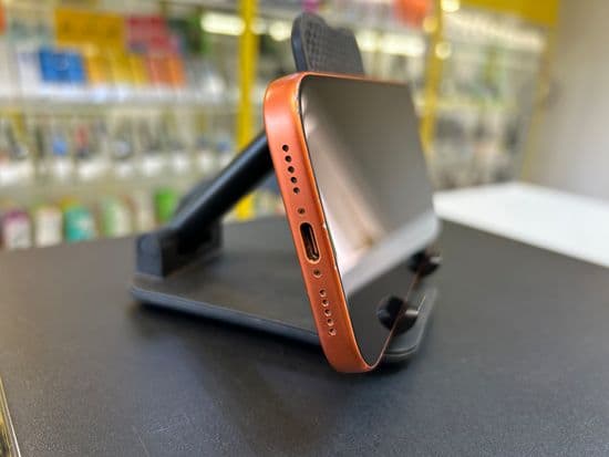 Фото 3: Apple iPhone 17 Pro 256GB (2E-sim) по адресу г. Кировград, ул. Свердлова, 70