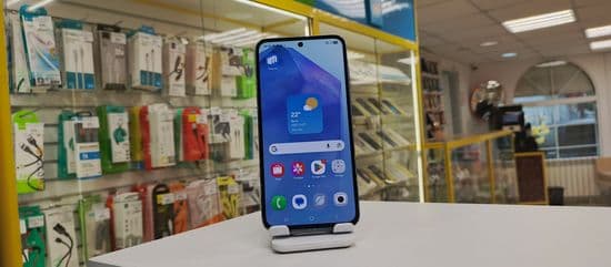 Фото 2: Samsung Galaxy A55 5G 8/256GB по адресу г. Невьянск, ул. Ленина, 15а