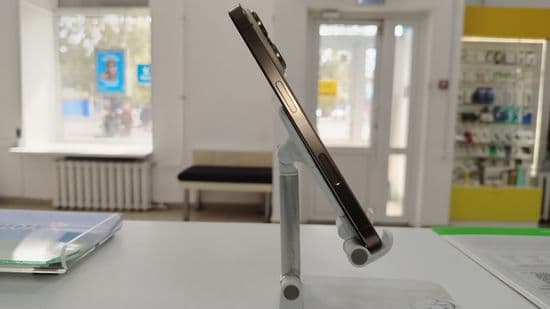 Фото 2: Apple iPhone 16 Pro 256GB по адресу г. Нижний Тагил, пр-т Вагоностроителей, 21