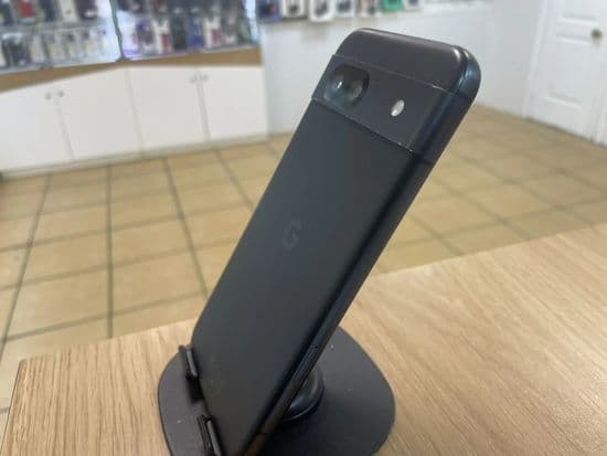 Фото 2: Google Pixel 8a 8/256ГБ по адресу г. Нижний Тагил, ул. Садовая, 2