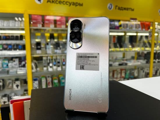 Фото 3: Honor 90 Lite 8/256Gb по адресу г. Кировград, ул. Свердлова, 70