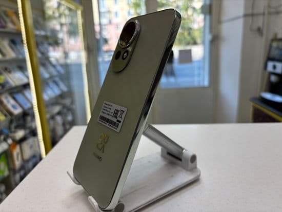 Фото 4: Huawei Nova 13 12/256GB по адресу г. Нижний Тагил, пр-т Мира, 71
