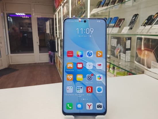 Фото 2: Huawei Nova 13i 8/128GB по адресу г. Нижний Тагил, пр-т Ленина, 10