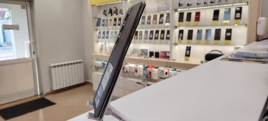 Фото 7: Tecno Camon 40 Pro 8/256GB (чёрный) по адресу г. Новая Ляля, ул. Розы Люксембург, 69в