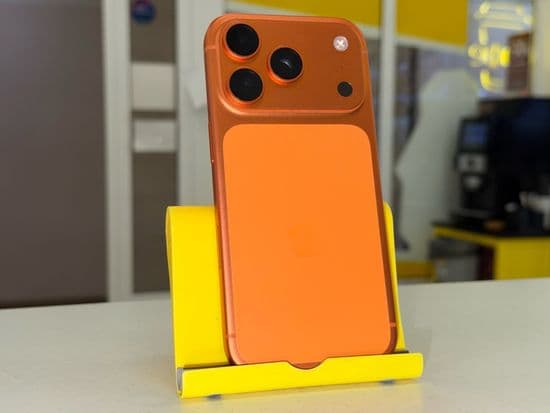Фото 3: Apple iPhone 17 Pro 256GB по адресу г. Североуральск, ул. Ленина, 31