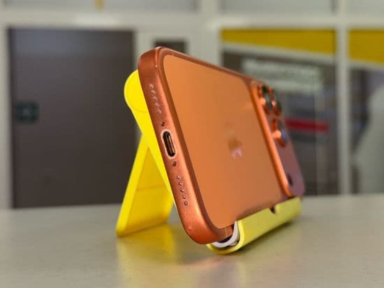 Фото 4: Apple iPhone 17 Pro 256GB по адресу г. Североуральск, ул. Ленина, 31