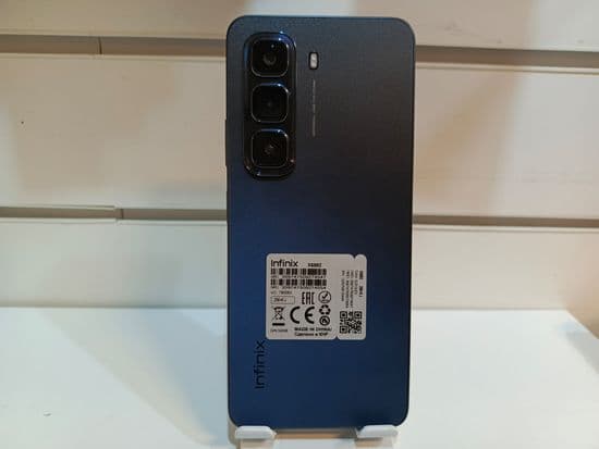 Фото 2: Infinix HOT 50 6/256GB (черный) по адресу г. Карпинск, ул. Колхозная, 56