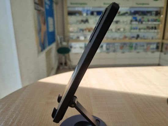 Фото 1: Realme 14T 8/256Gb (черный) по адресу г. Красноуральск, ул. Ленина, 8а