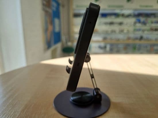 Фото 4: Realme 14T 8/256Gb (черный) по адресу г. Красноуральск, ул. Ленина, 8а