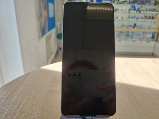 Фото 6: Realme 14T 8/256Gb (черный) по адресу г. Красноуральск, ул. Ленина, 8а