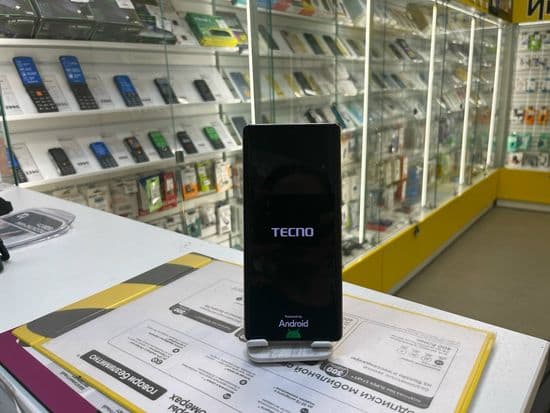 Фото 5: Tecno Camon 30S Pro 8/256Gb (золото) по адресу г. Кушва, ул. Строителей, 12