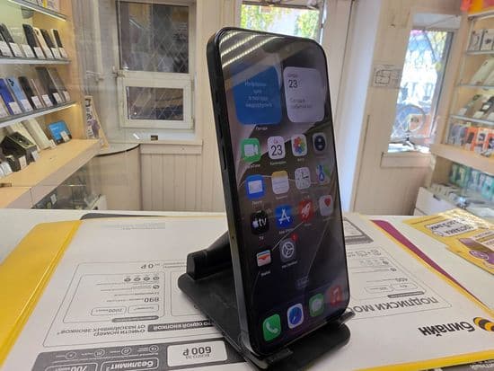 Фото 1: Apple iPhone 15 Pro Max 256GB по адресу г. Верхняя Тура, ул. Иканина, 90