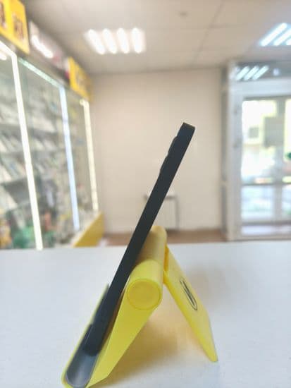 Фото 1: Apple iPhone 12 128GB по адресу г. Нижняя Тура, ул. Усошина, 6
