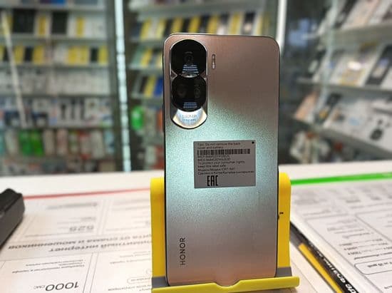 Фото 2: Honor 90 Lite 8/256Gb по адресу г. Нижний Тагил, пр-т Ленинградский, 83а, ост.компл.«Мечта»