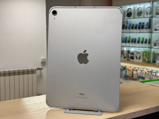 Фото 3: Apple iPad 10.2 (2022) Wi-Fi 64GB A2757 по адресу г. Нижняя Тура, ул. Усошина, 1