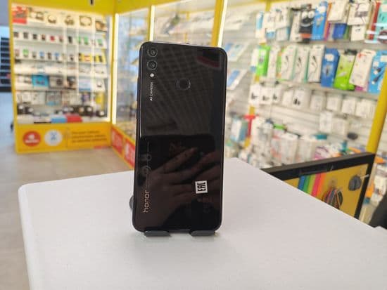 Фото 2: Honor 8X 4/64Gb по адресу г. Верхняя Салда, ул. Сабурова, 6