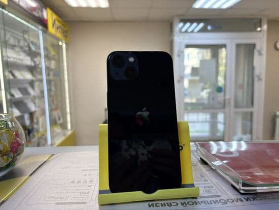 Фото 1: Apple iPhone 13 128GB по адресу г. Нижняя Тура, ул. Усошина, 6