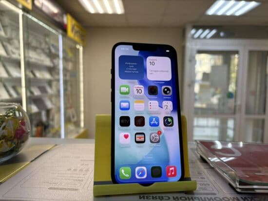 Фото 2: Apple iPhone 13 128GB по адресу г. Нижняя Тура, ул. Усошина, 6