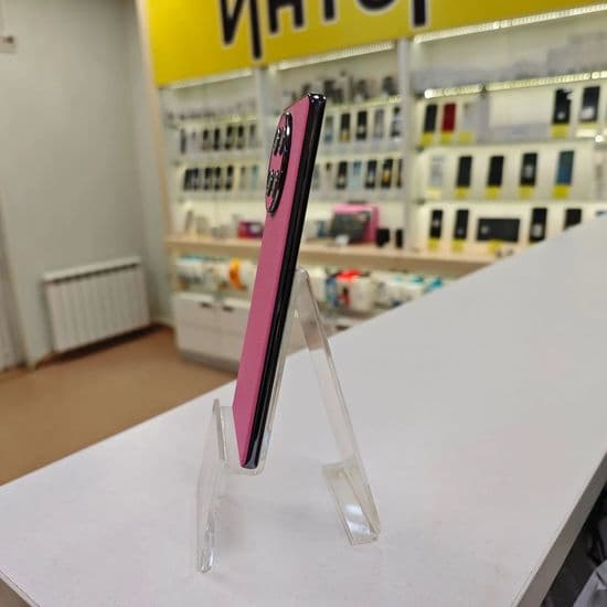 Фото 1: Tecno Camon 30S Pro 8/256GB по адресу г. Новая Ляля, ул. Розы Люксембург, 69в